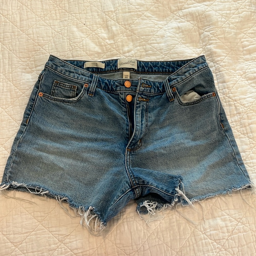 Universal Thread Jean shorts